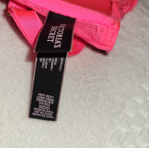 Bra - Picture 3 of 3